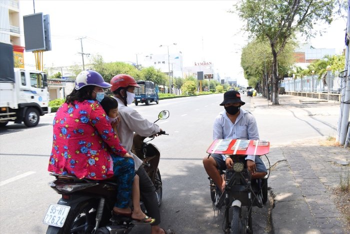 Chú ý đến cảm xúc của khách hàng