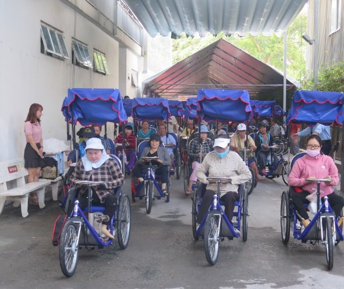 Người tàn tật luôn có ý chí vươn lên trong cuộc sống và chứng tỏ họ không hề thua kém bất cứ ai